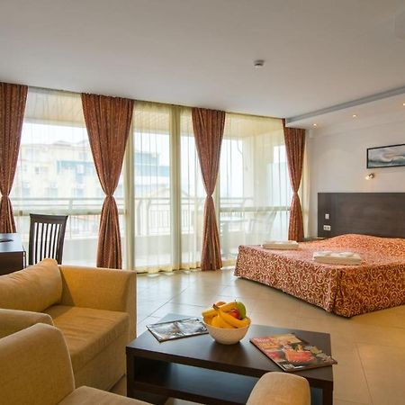 Spacious Studio With Balcony & Pool By The Marina Bałczik Zewnętrze zdjęcie