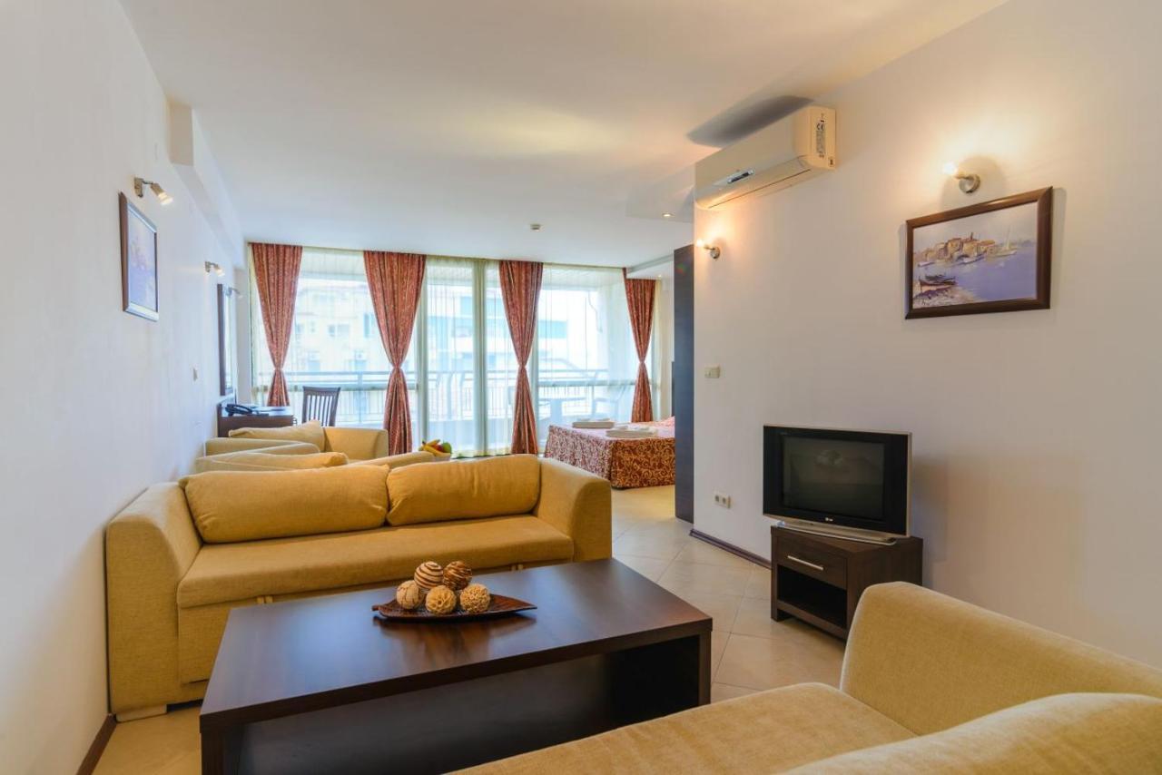 Spacious Studio With Balcony & Pool By The Marina Bałczik Zewnętrze zdjęcie