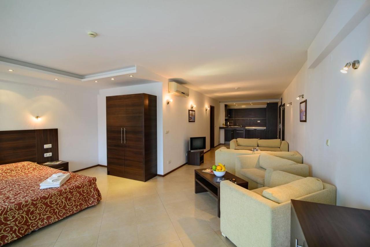 Spacious Studio With Balcony & Pool By The Marina Bałczik Zewnętrze zdjęcie